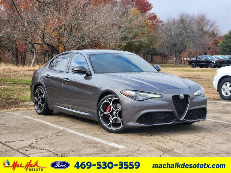 2022 Alfa Romeo Giulia Veloce