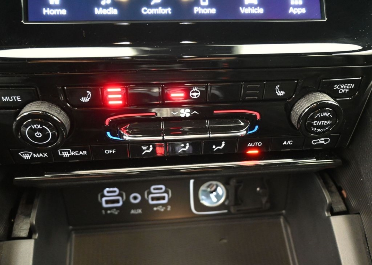 2025 Jeep Grand Cherokee - Image 3