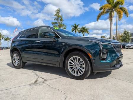 2024 Cadillac XT4 Premium Luxury