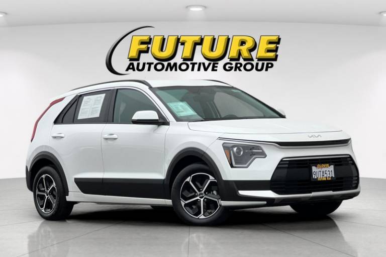2025 Kia Niro LX