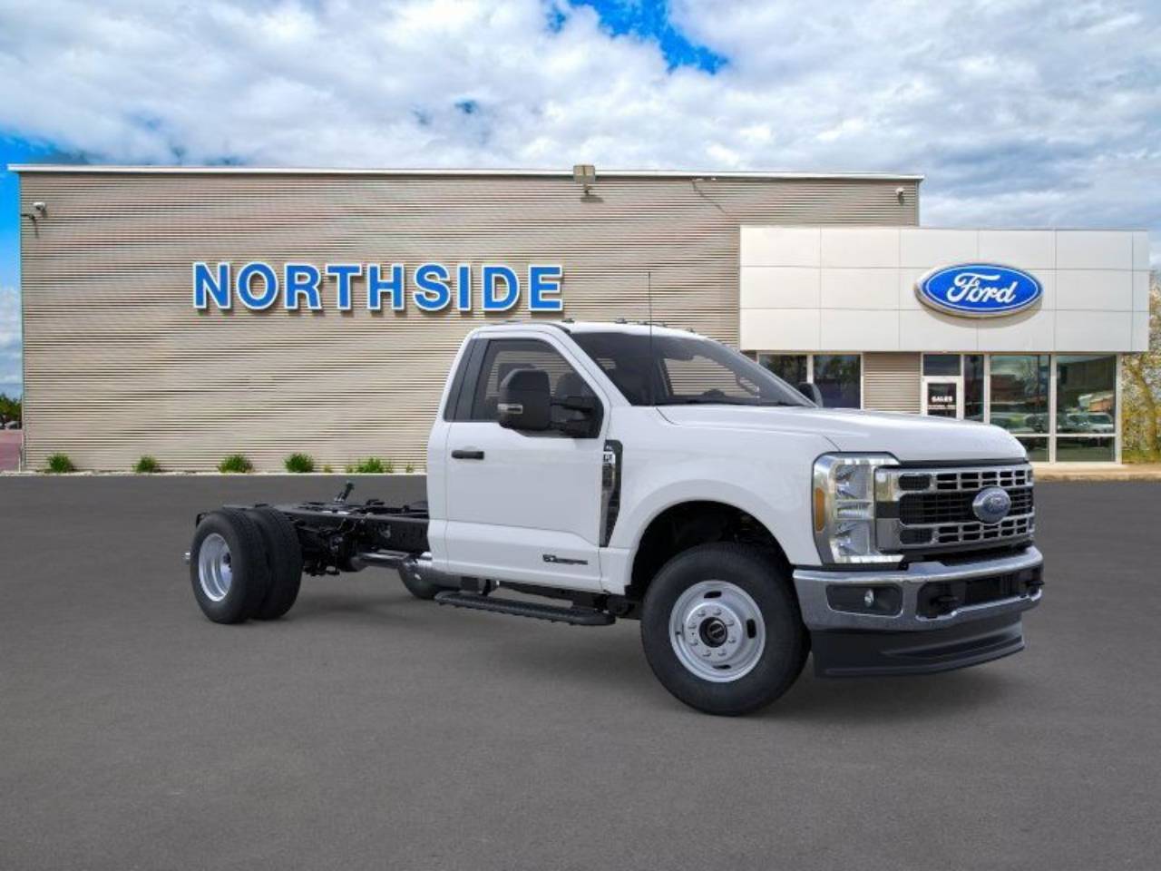 2025 Ford F-350 Super Duty Chassis Cab XL - Photo 8