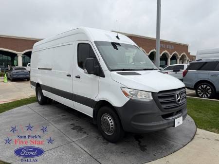 2022 Mercedes-Benz Sprinter 3500 Cargo 170 WB
