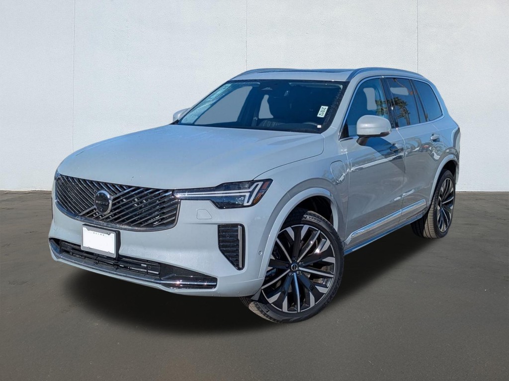 2026 Volvo XC90 Recharge Plug-In Hybrid T8 Plus 7-Seater