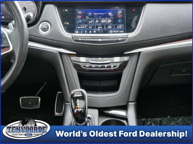 2020 Cadillac XT5 Sport