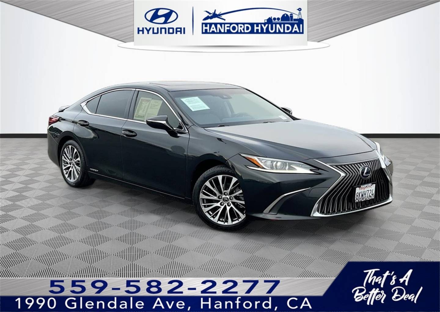 2019 Lexus ES Hybrid 300h's photo