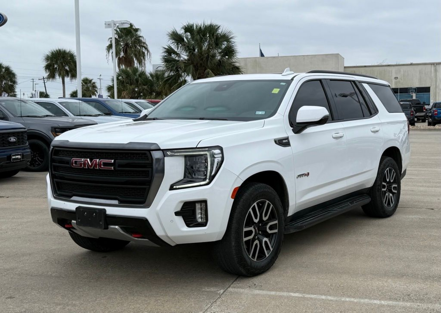 2024 GMC Yukon