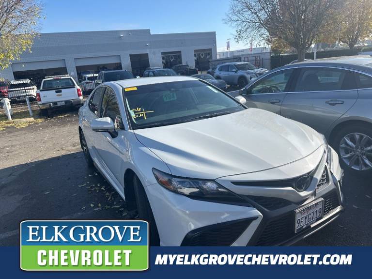 2023 Toyota Camry SE