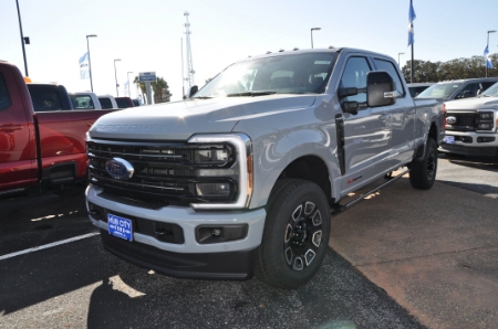 2026 Ford Super Duty F-250 SRW Platinum