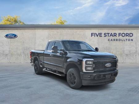 2023 Ford Super Duty F-350 SRW XLT
