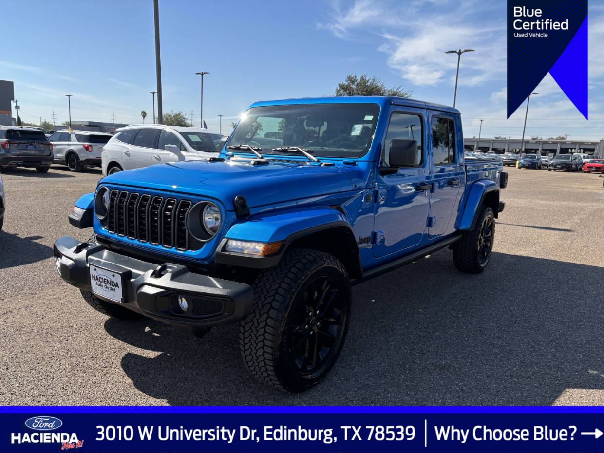 2025 Jeep Gladiator Nighthawk's photo