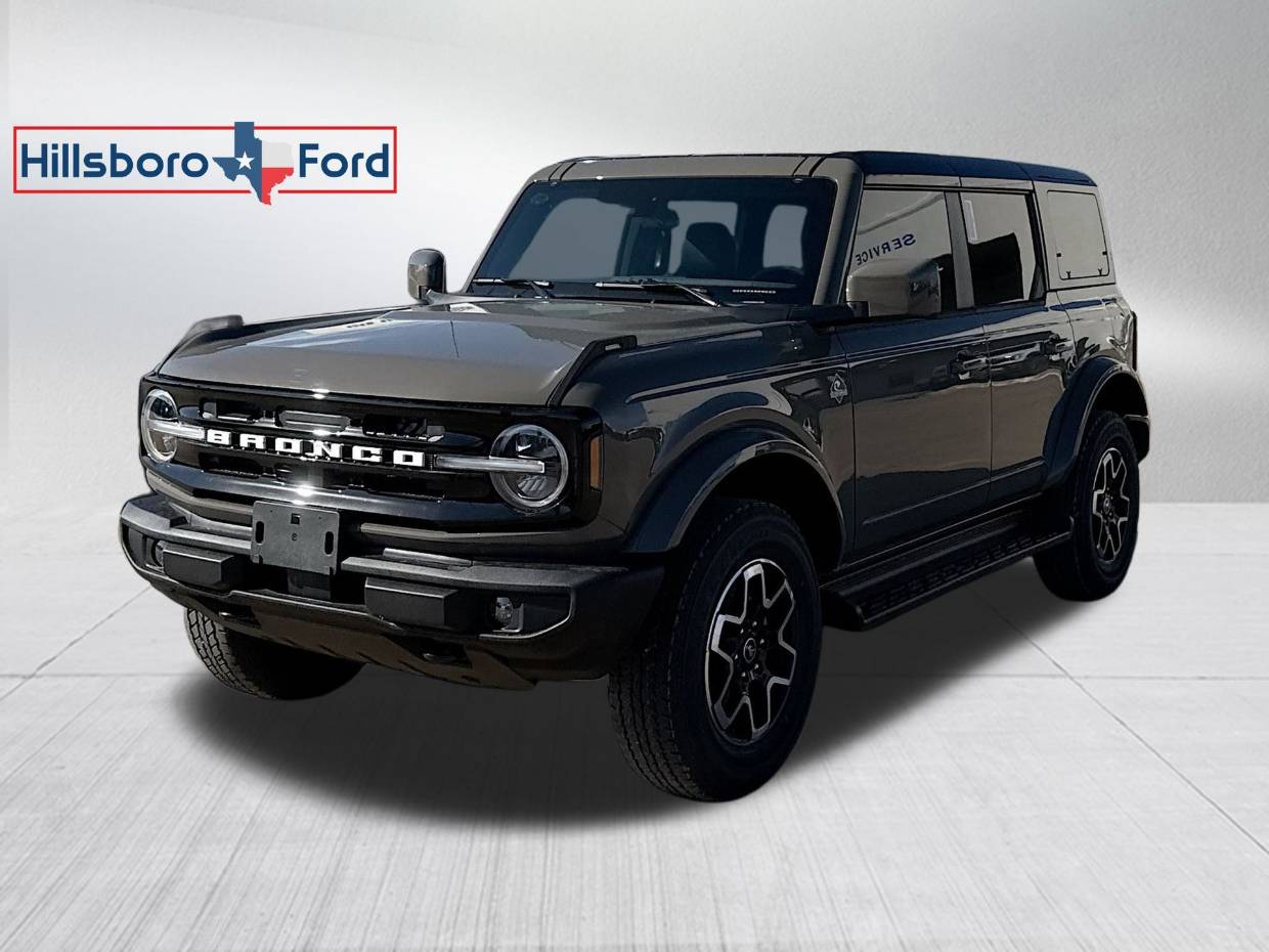 2025 Ford Bronco 4-Door Outer Banks's photo