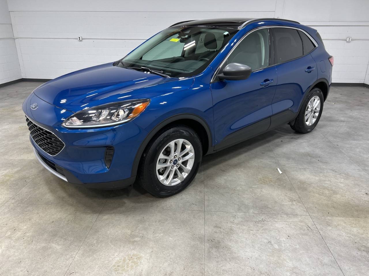 2022 Ford Escape SE's photo