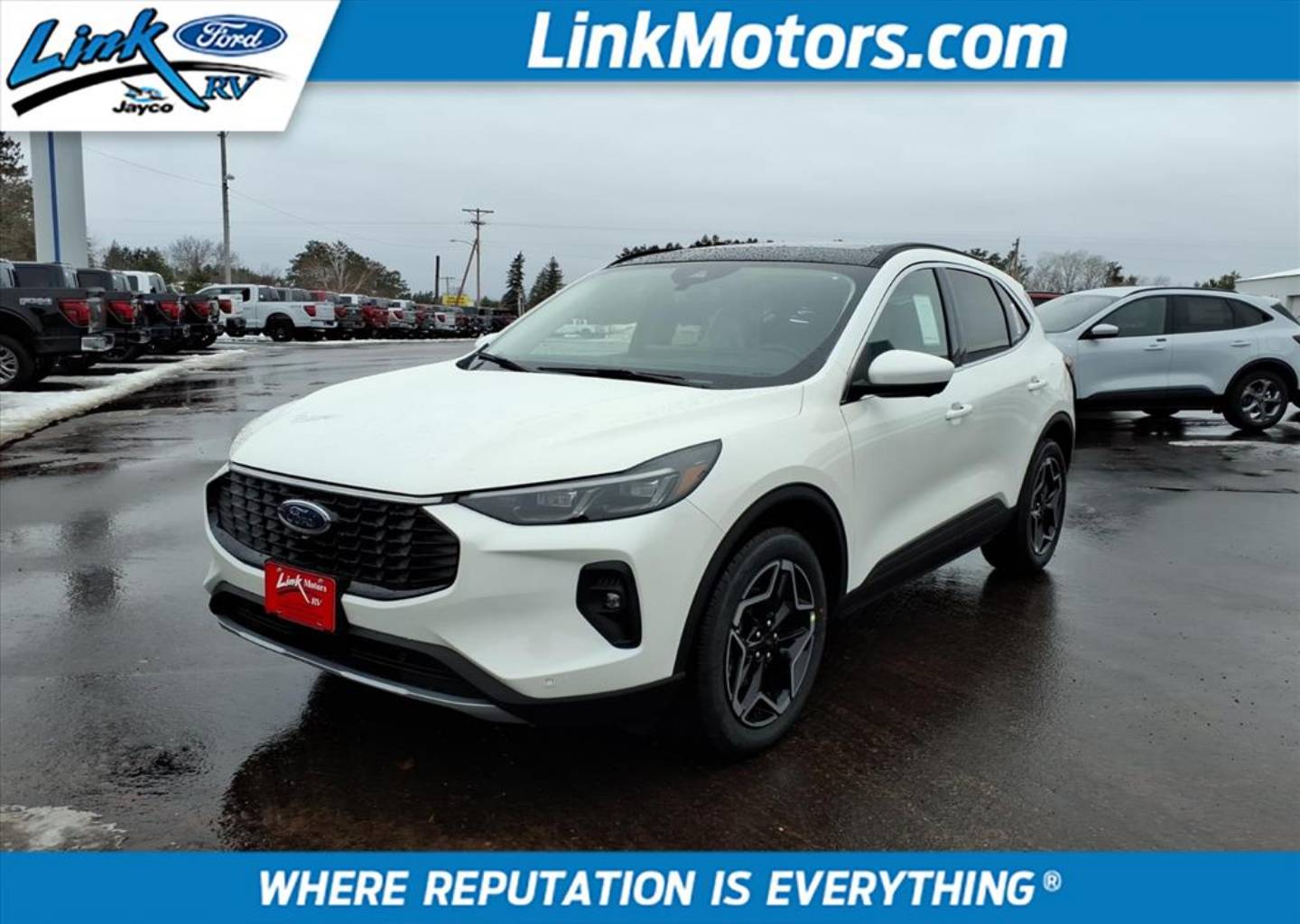 2026 Ford Escape Platinum's photo