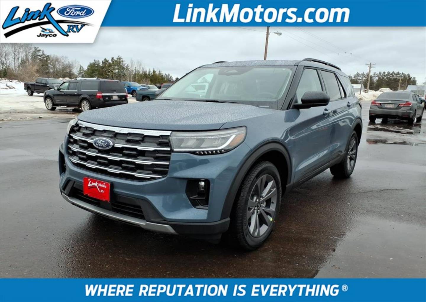 2026 Ford Explorer Active's photo