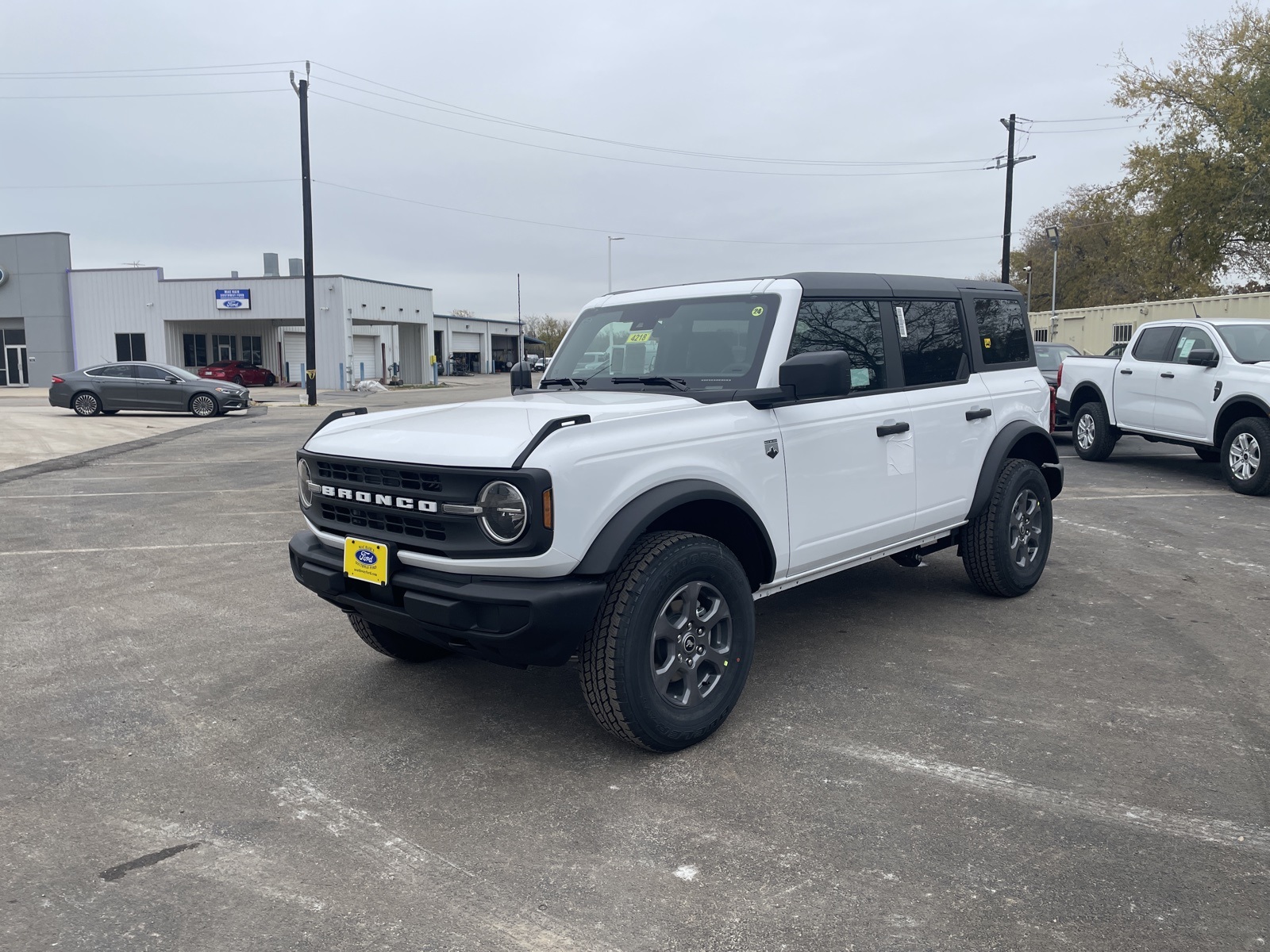 2025 Ford Bronco 4-Door Big Bend's photo