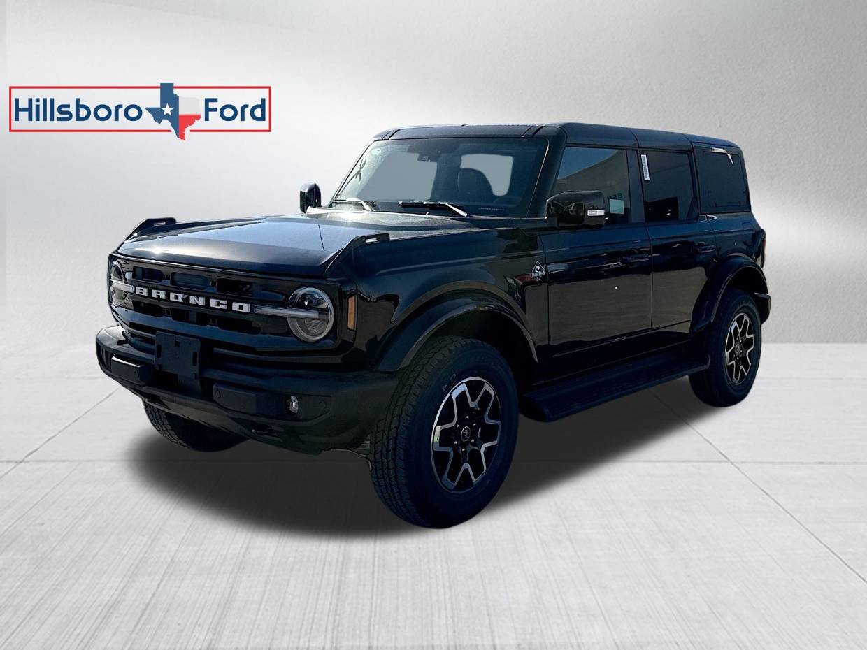 2025 Ford Bronco Outer Banks's photo