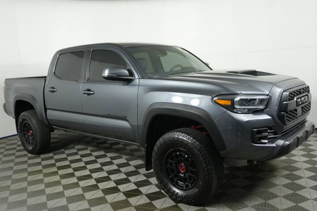 2023 Toyota Tacoma TRD Pro's photo