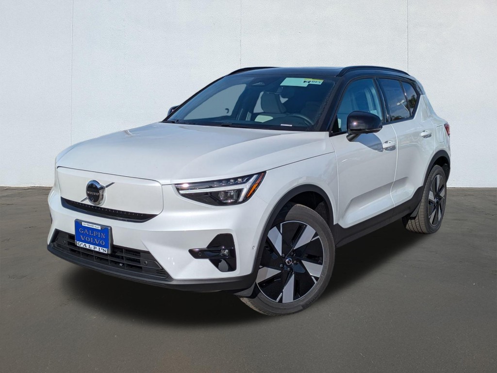 2026 Volvo EX40 Plus, Twin Motor, Fully electric