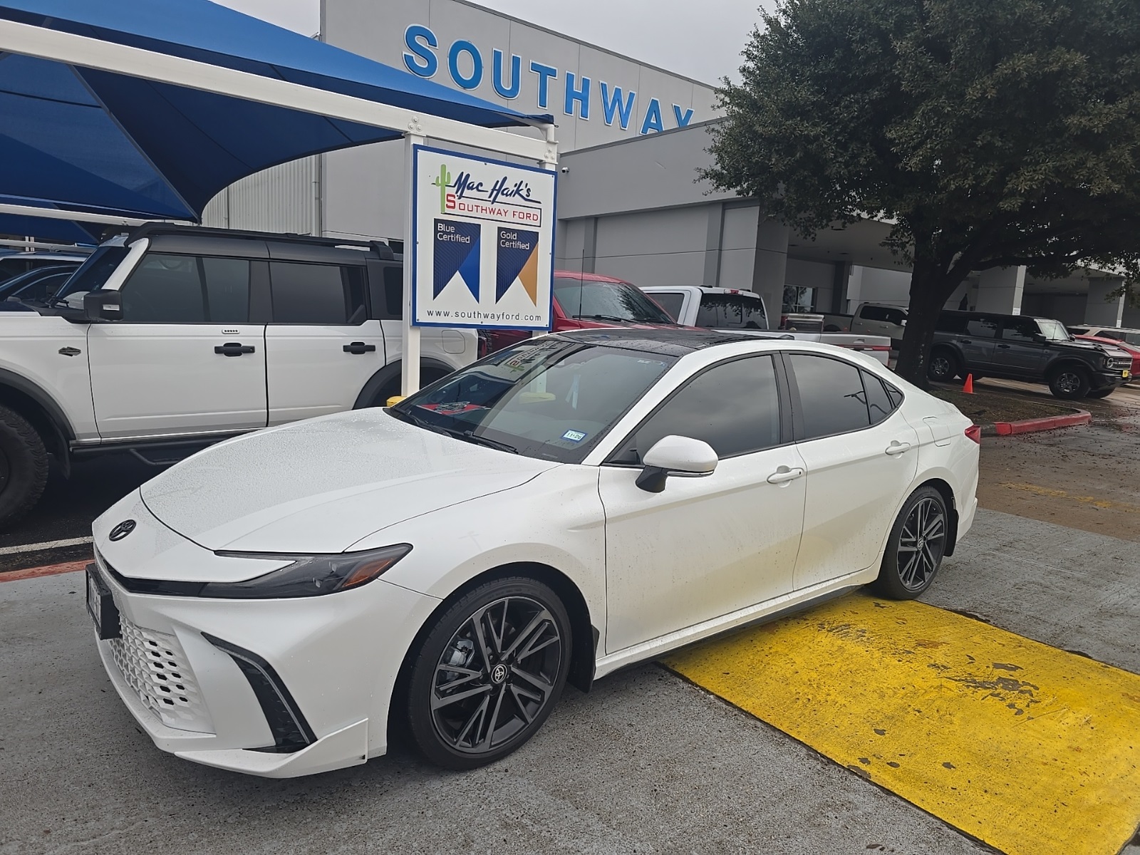 2025 Toyota Camry XSE's photo