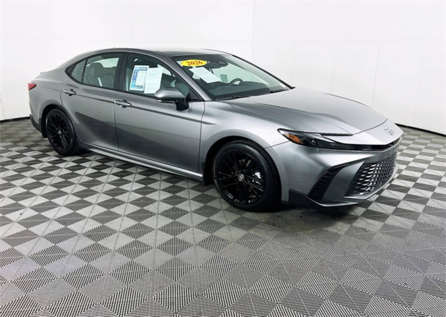 2026 Toyota Camry SE's photo