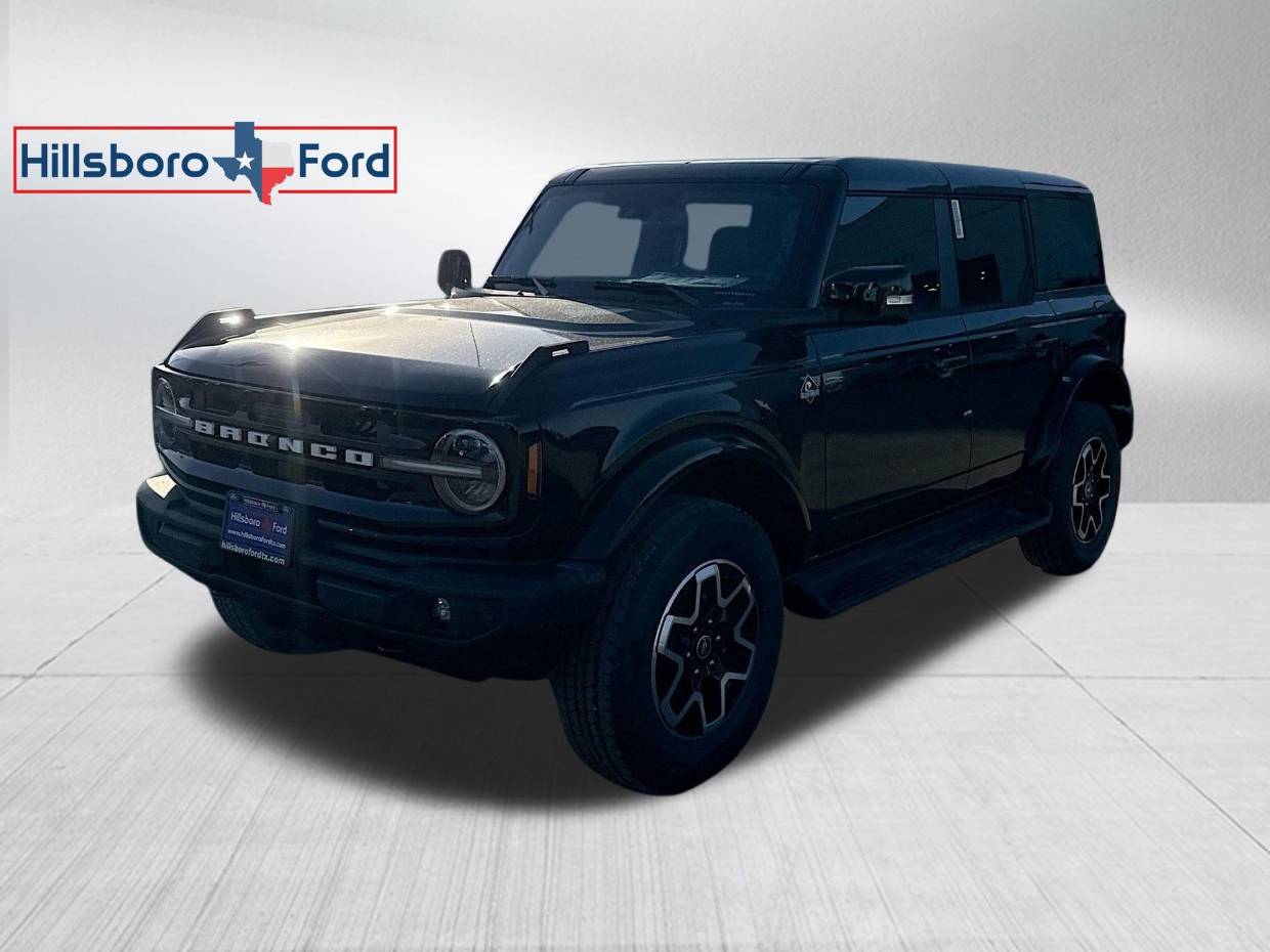 2025 Ford Bronco 4-Door Outer Banks's photo