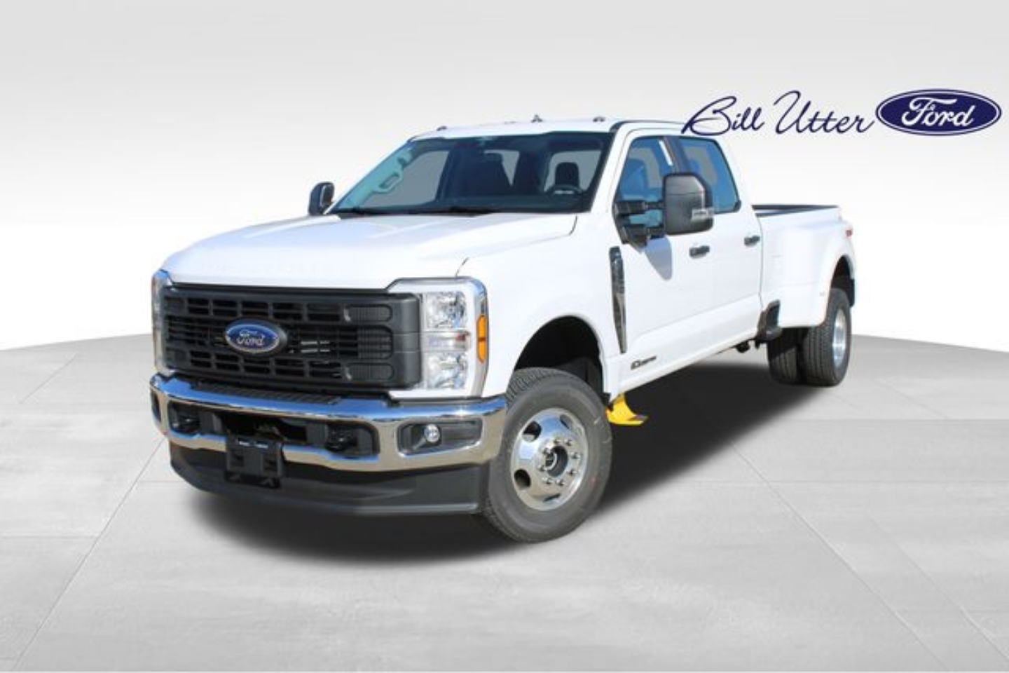 2026 Ford F-350 Super Duty XL's photo
