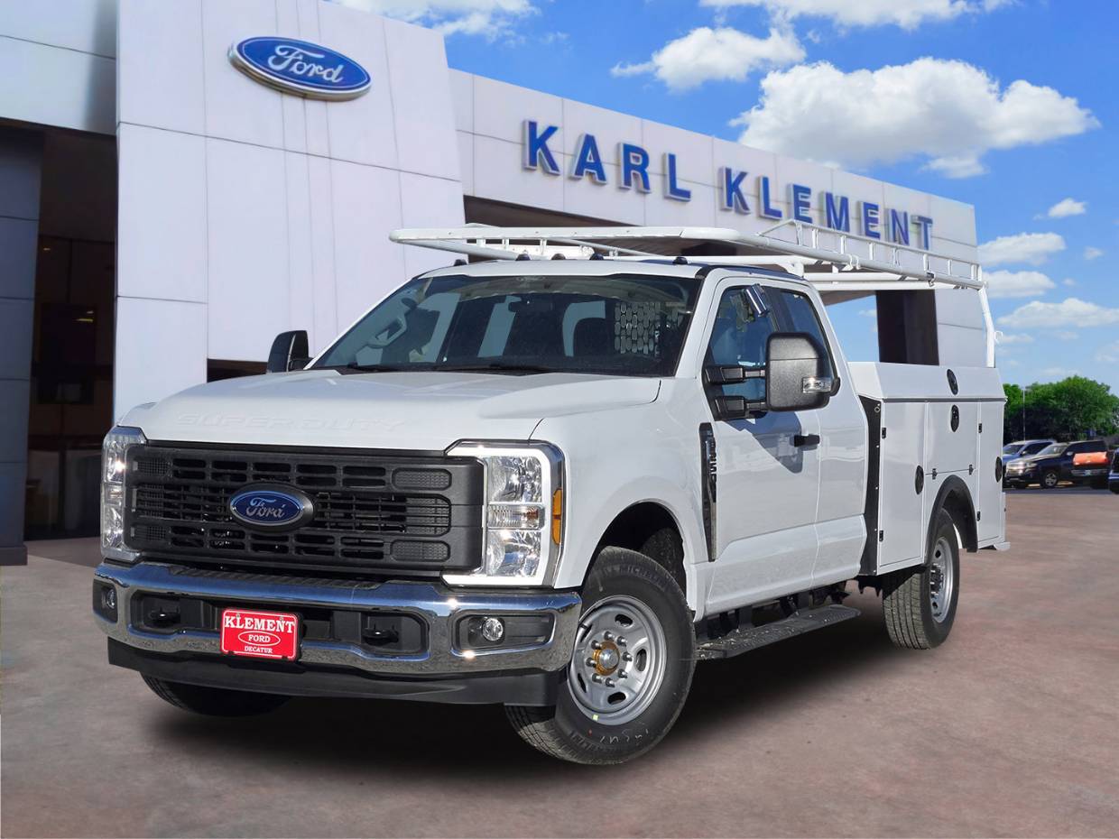 2026 Ford F-250 Super Duty XL's photo