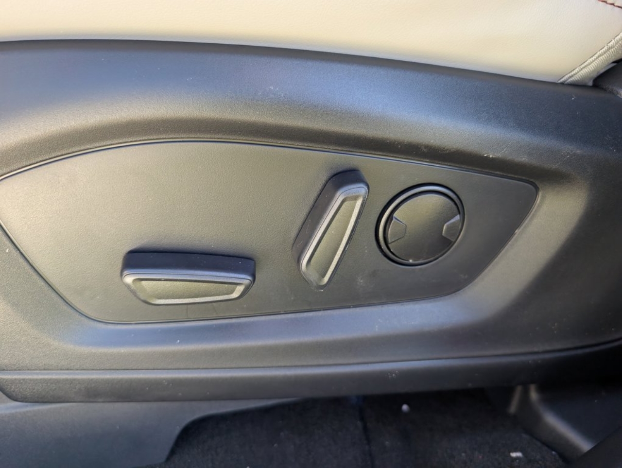 2026 Ford Explorer Active - Photo 23
