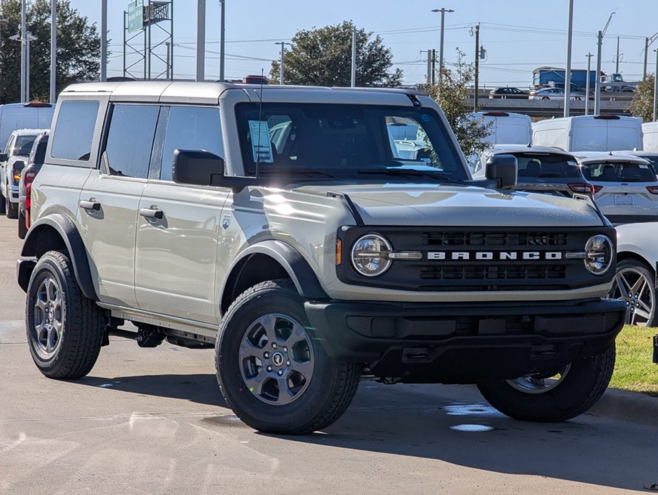 2025 Ford Bronco 4-Door Big Bend's photo