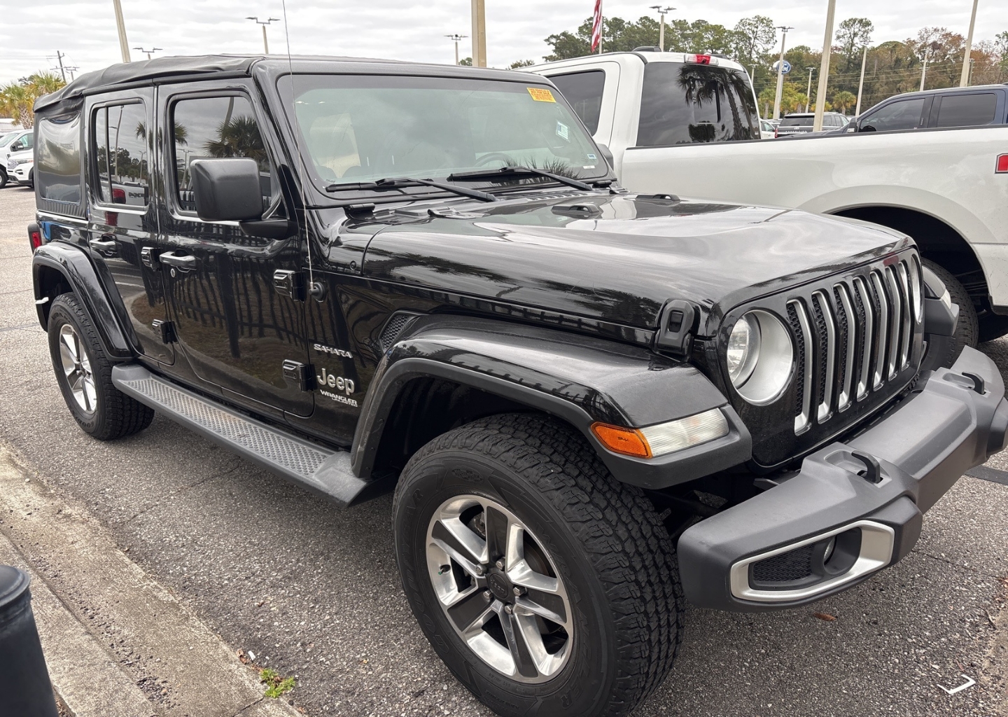 2020 Jeep Wrangler Unlimited Sahara