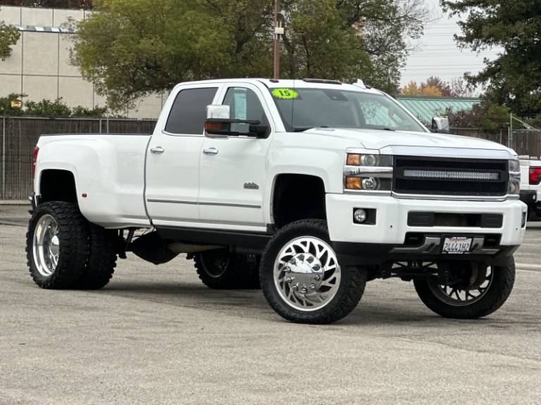 2015 Chevrolet Silverado 3500HD Built After Aug 14 High Country