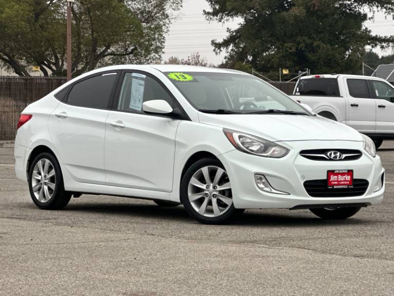 2013 Hyundai Accent GLS