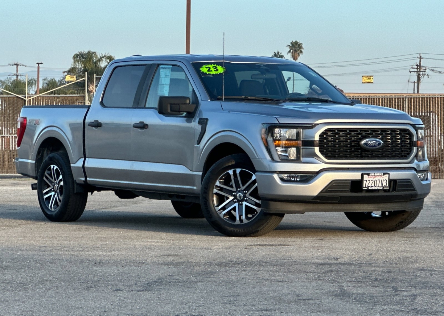 2023 Ford F-150 XL's photo