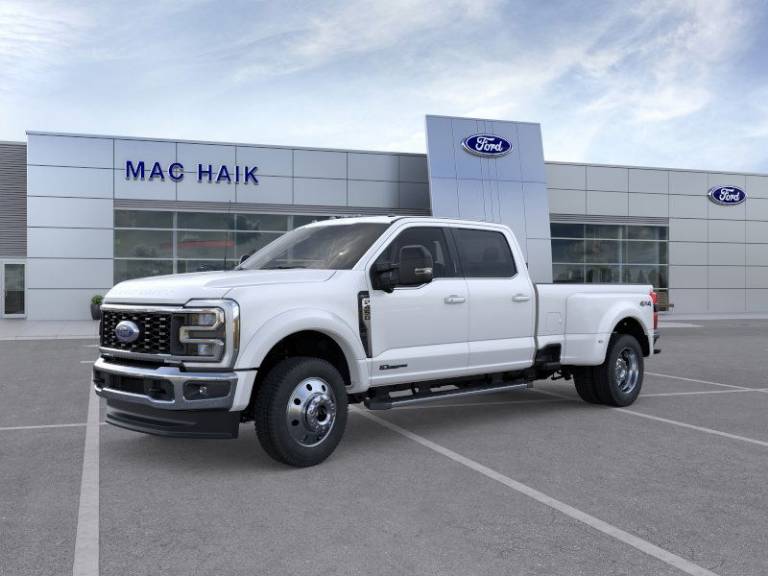 2026 Ford Super Duty F-450 DRW LARIAT