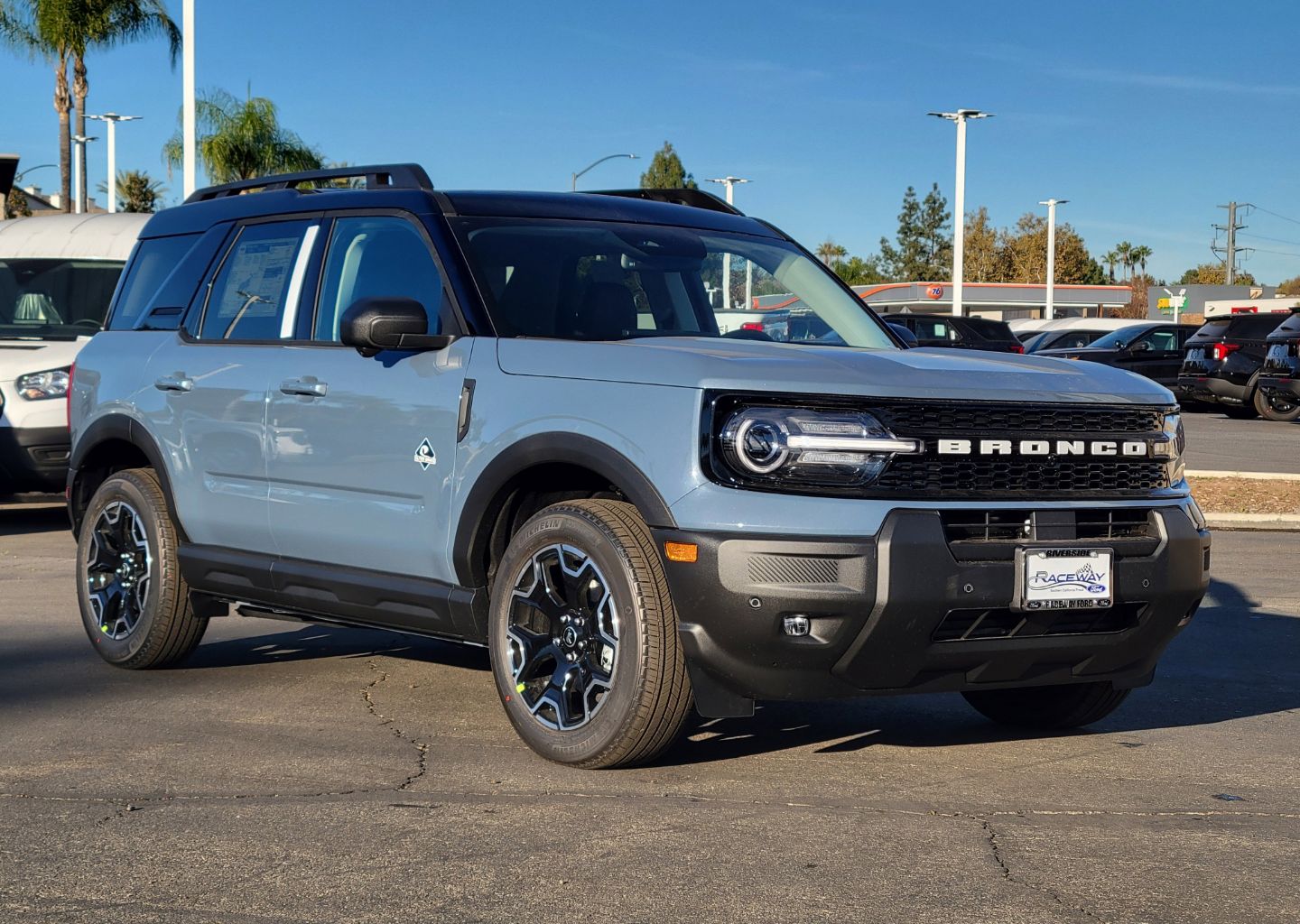 2025 Ford Bronco Sport Outer Banks's photo