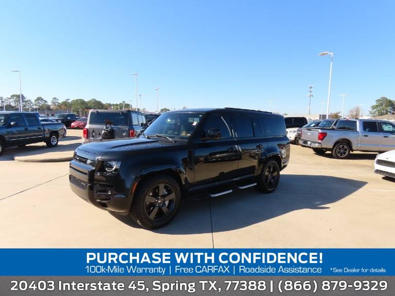 2023 Land Rover Defender 130 X-Dynamic SE AWD