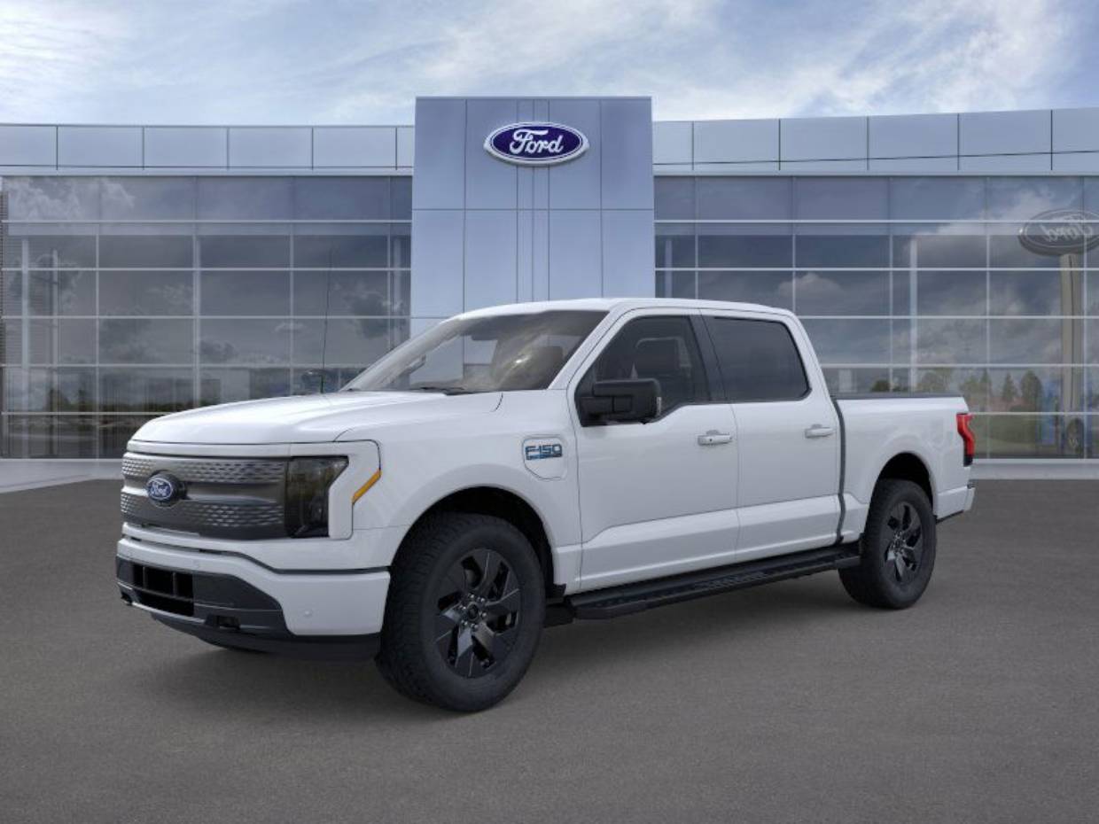 2025 Ford F-150 Lightning Flash's photo