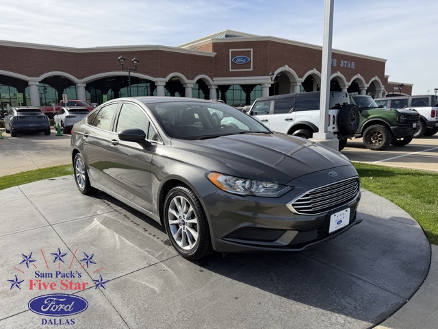 Used 2017 Ford Fusion SE