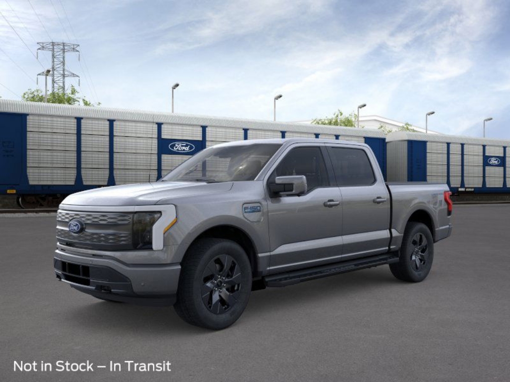 2025 Ford F-150 Lightning LARIAT