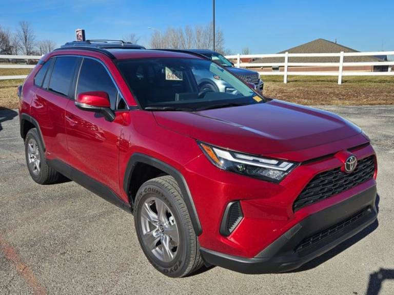 2025 Toyota RAV4 Hybrid XLE