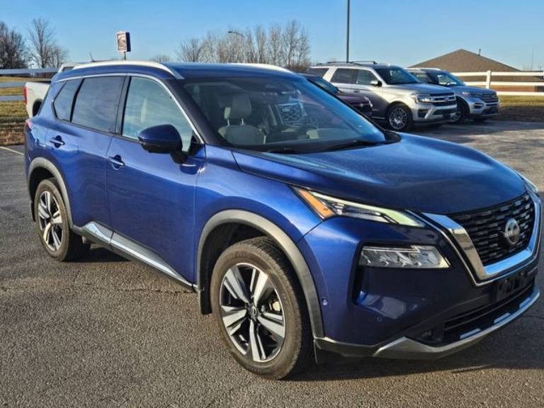 2022 Nissan Rogue SL