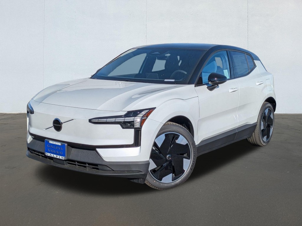 2026 Volvo EX30 Plus Twin Motor Performance, Fully electric