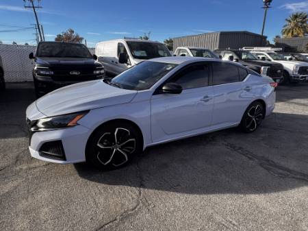 2023 Nissan Altima 2.5 SR