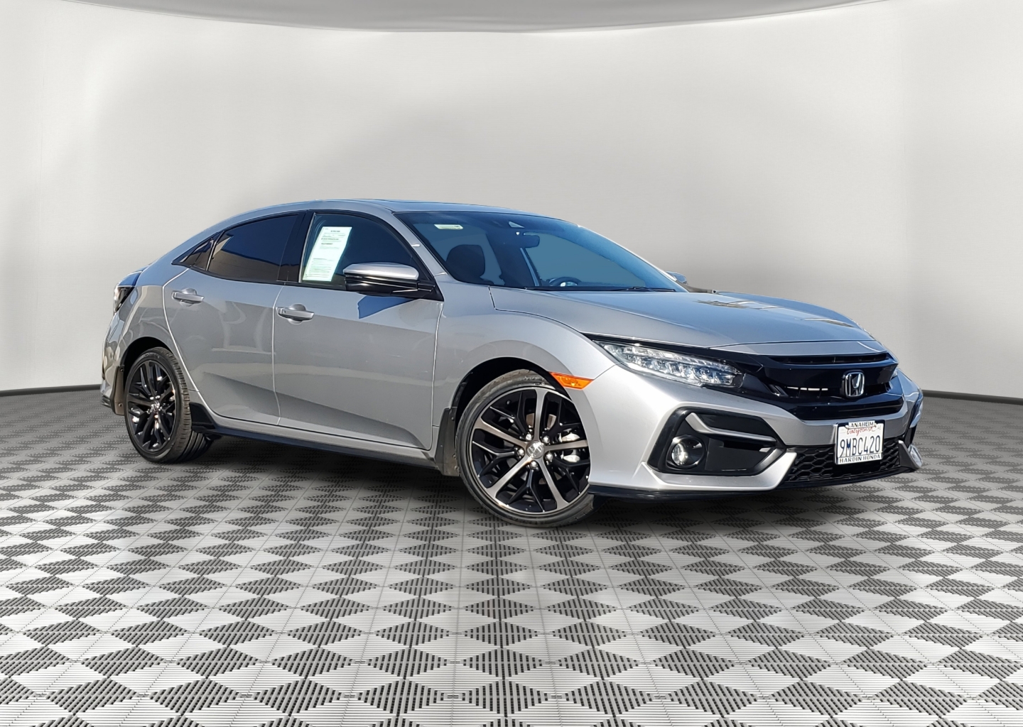 2021 Honda Civic Hatchback Sport Touring's photo