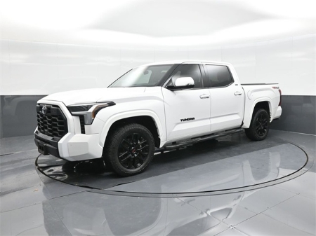 2023 Toyota Tundra 4WD SR5