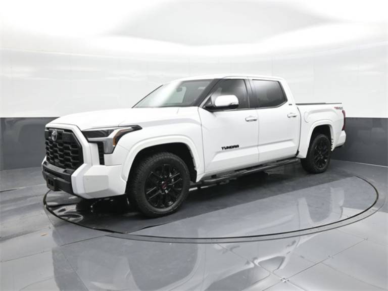 2023 Toyota Tundra 4WD SR5