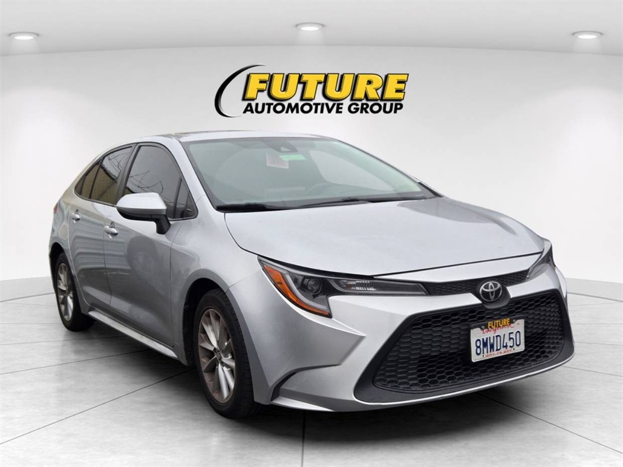 2020 Toyota Corolla LE's photo