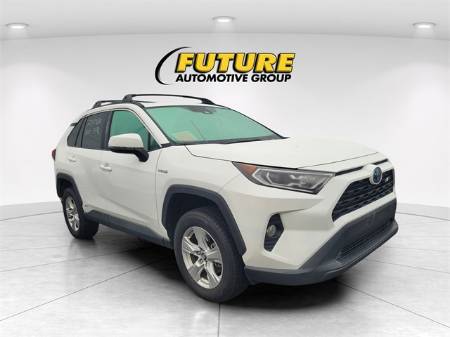 2020 Toyota RAV4 Hybrid XLE