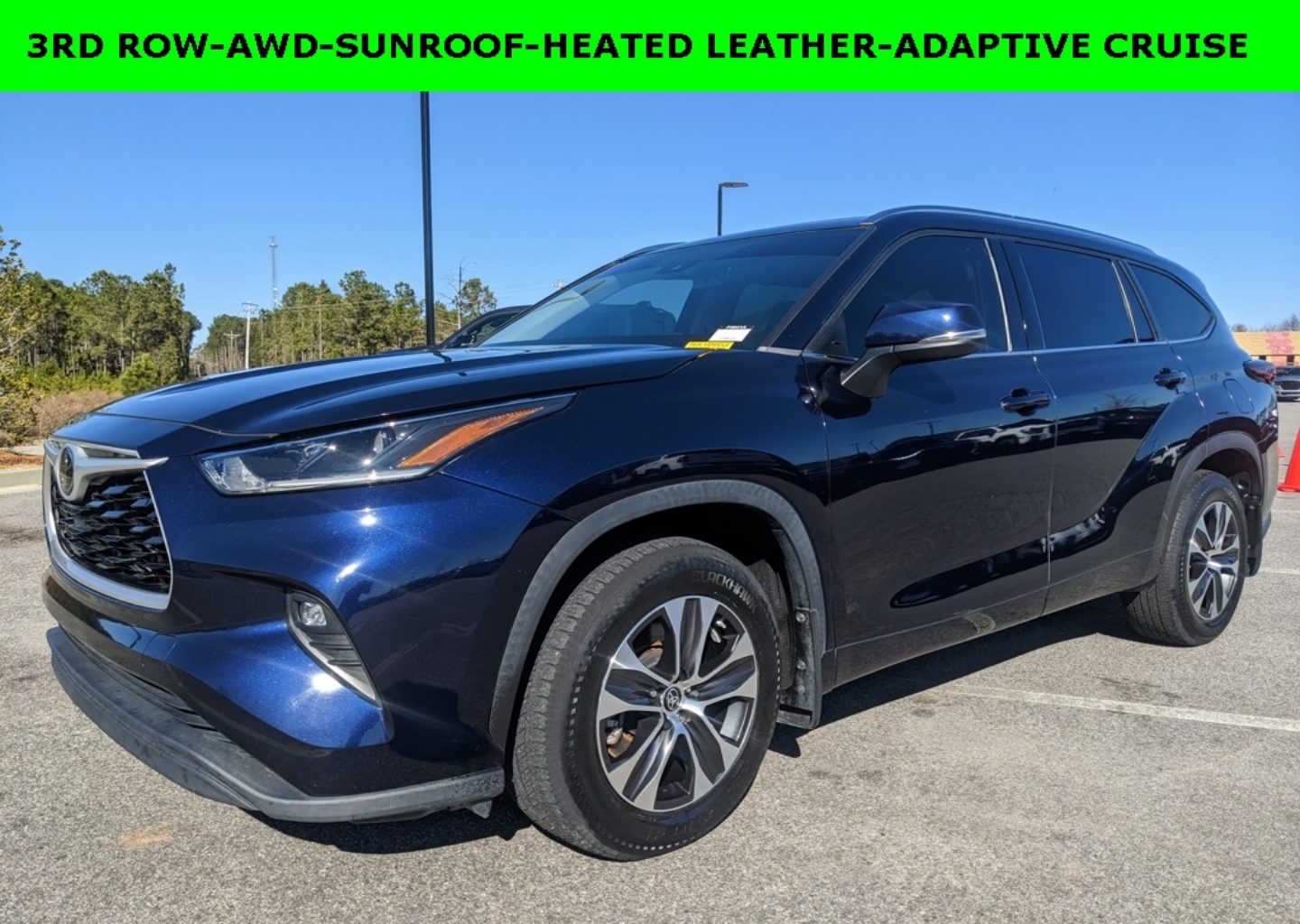2021 Toyota Highlander XLE's photo
