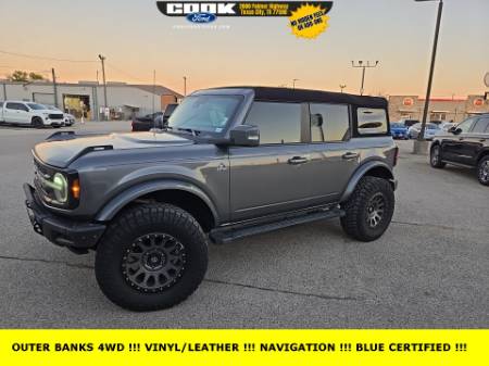 2023 Ford Bronco Base